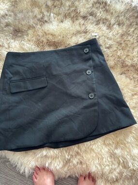 a new day Black Button-Accent Dress Skort